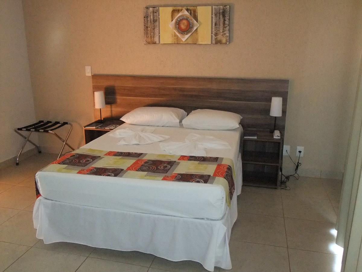 Beira Lago Palace Hotel Morrinhos  Екстериор снимка