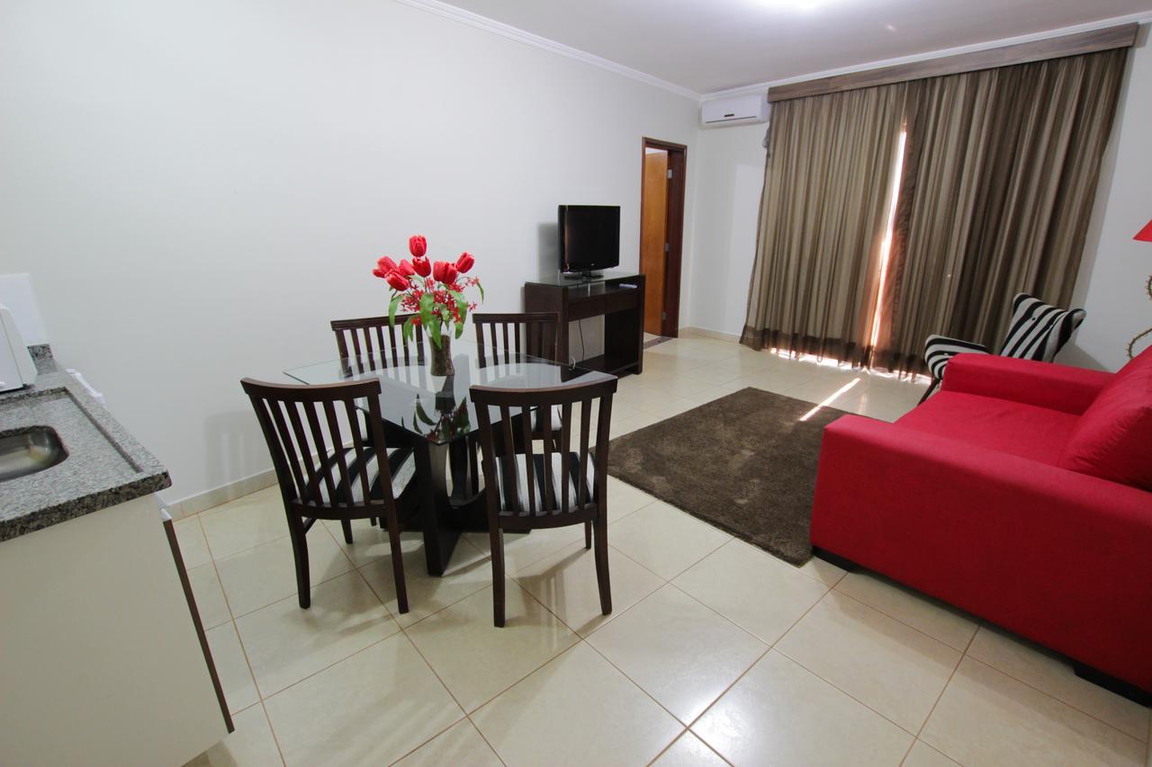 Beira Lago Palace Hotel Morrinhos  Екстериор снимка