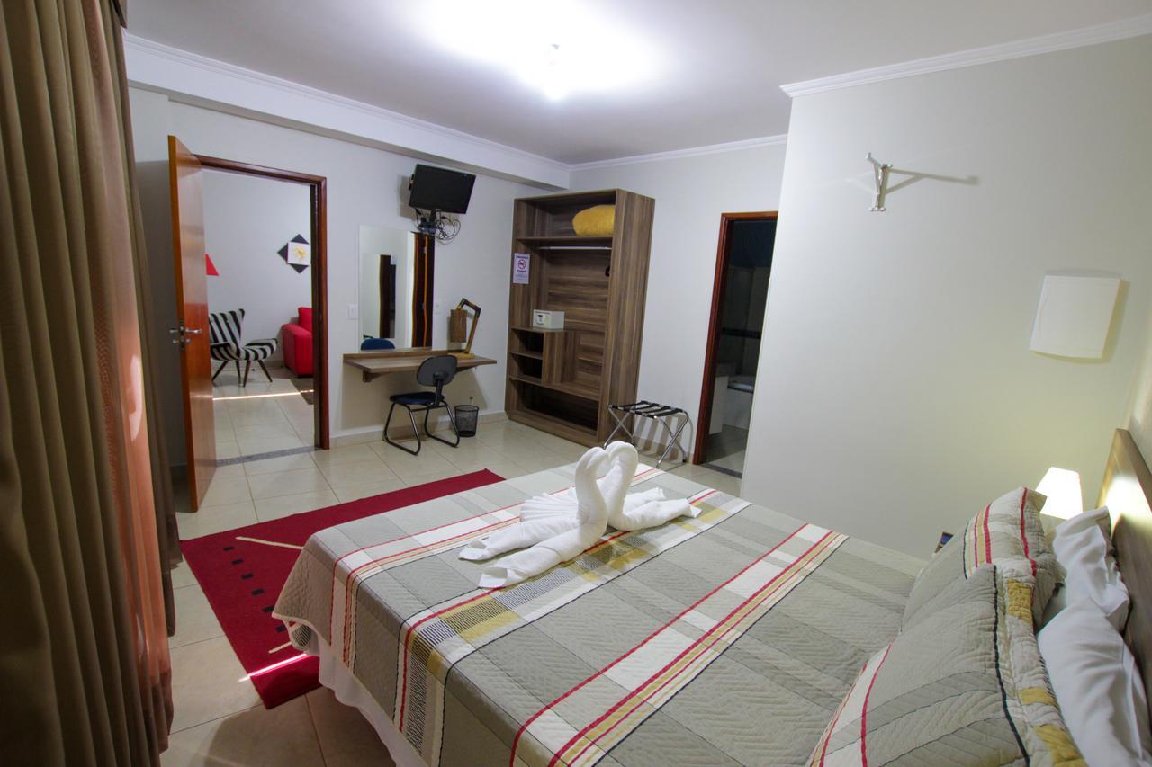 Beira Lago Palace Hotel Morrinhos  Екстериор снимка