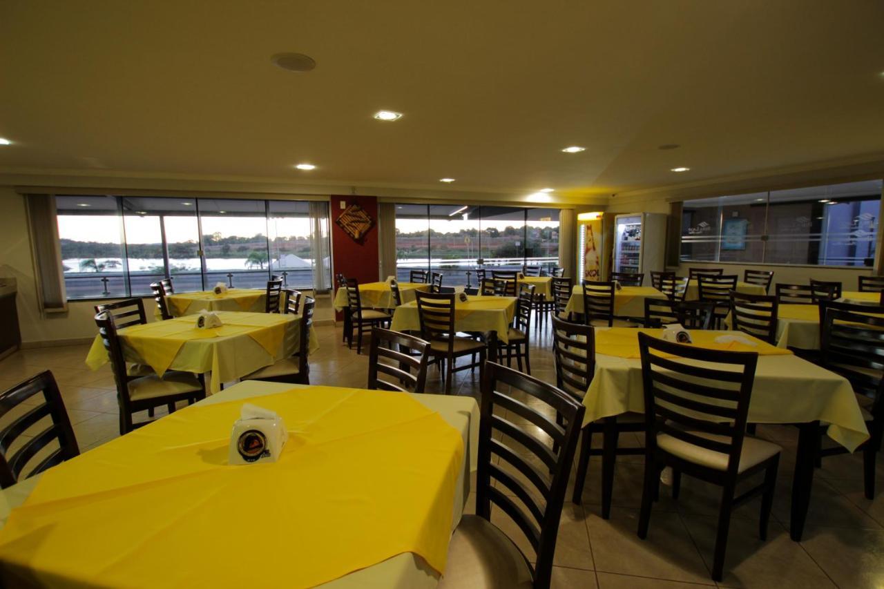 Beira Lago Palace Hotel Morrinhos  Екстериор снимка