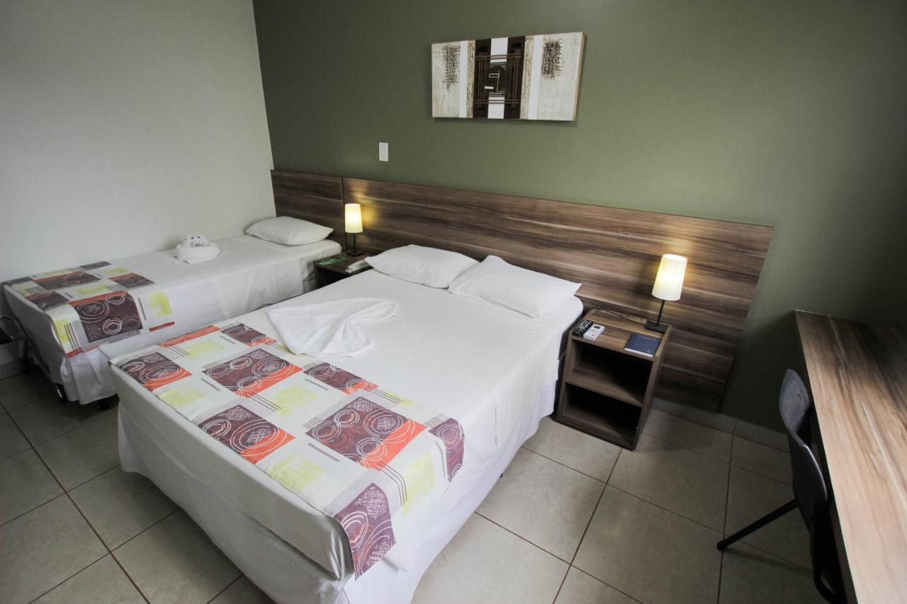 Beira Lago Palace Hotel Morrinhos  Екстериор снимка